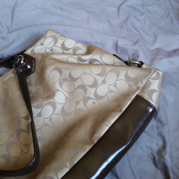 Authentic Coach Purse - Picture 5 of 5
